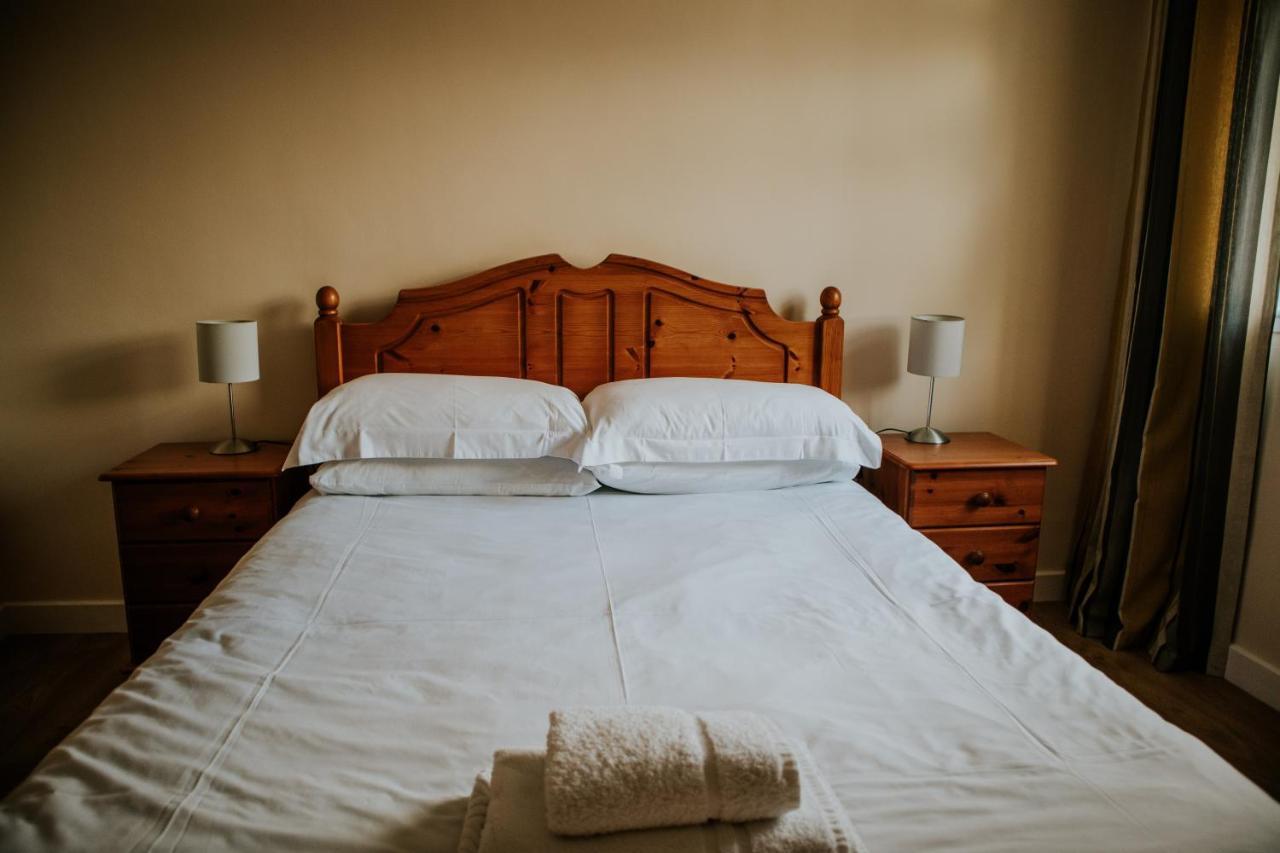Uist Travel Accommodation Daliburgh  Zewnętrze zdjęcie