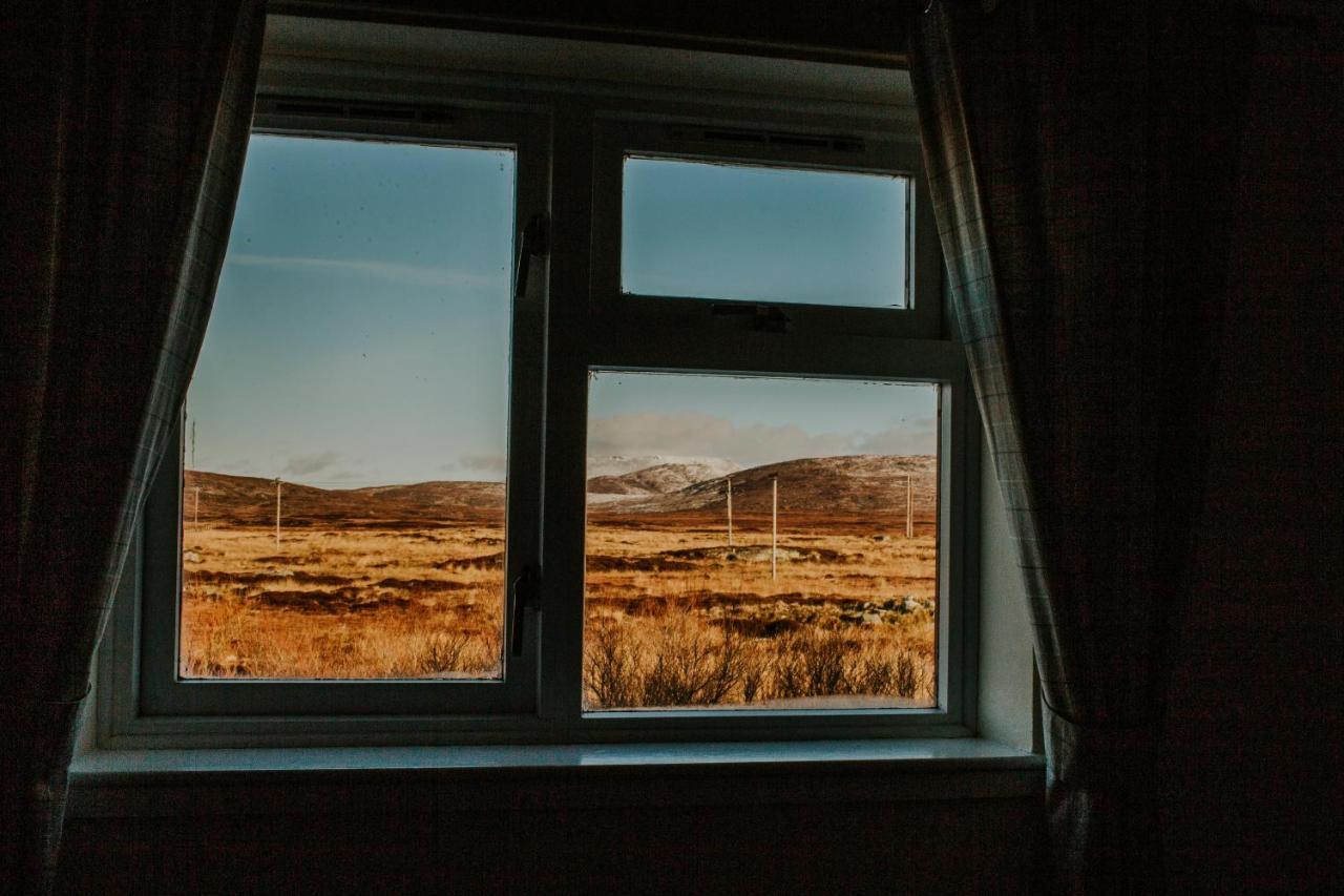 Uist Travel Accommodation Daliburgh  Zewnętrze zdjęcie